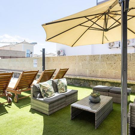 Villa Chloe Costa Adeje Tenerifesummervillas Giant Private Pool 11 Meters Long מראה חיצוני תמונה